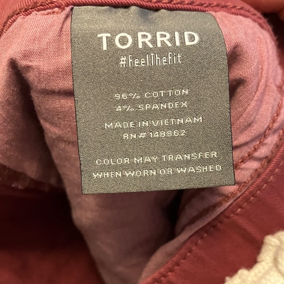 Torrid Bermuda Length Shorts - Picture 8 of 8